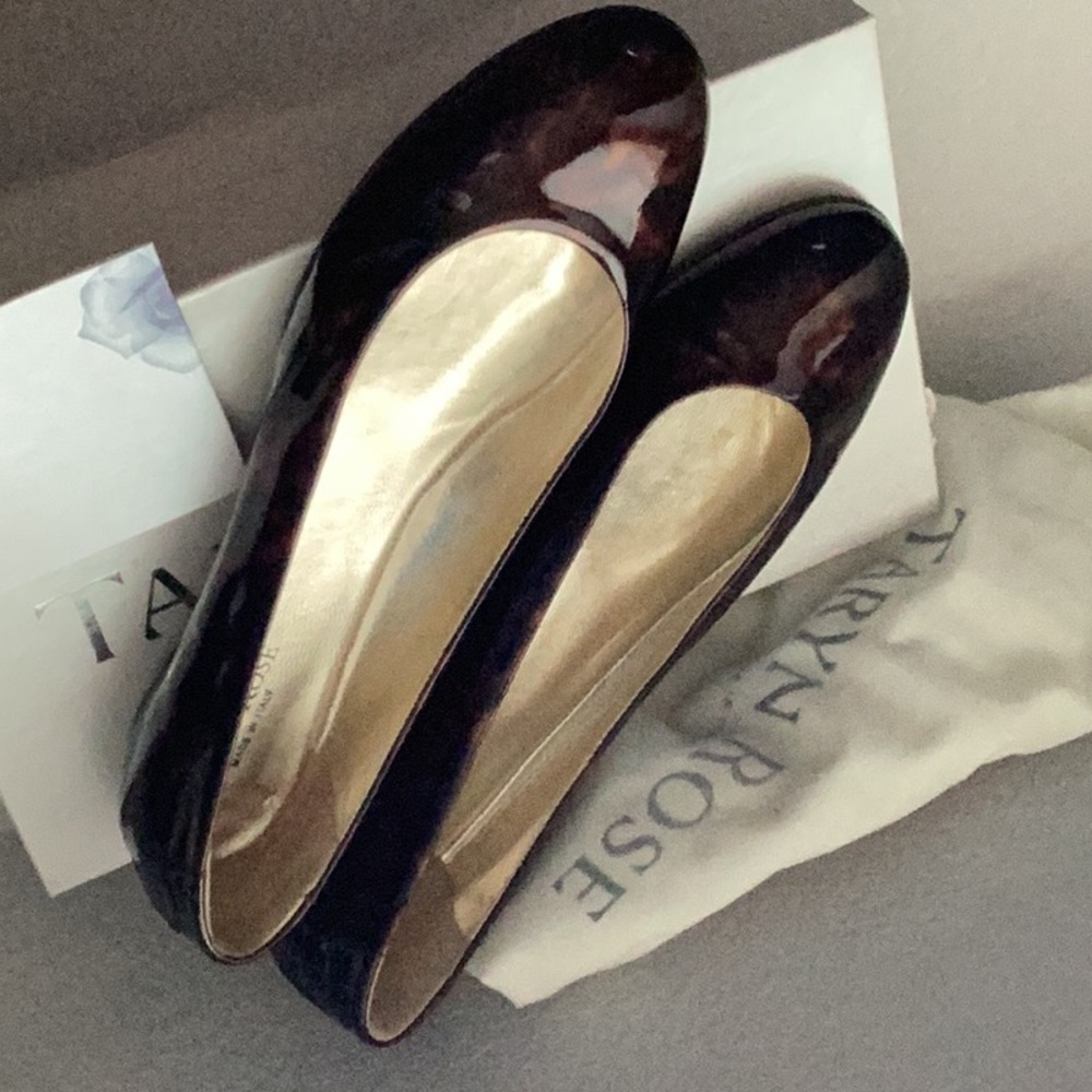 Taryn Rose Brown small wedge,pattern leather,Italy